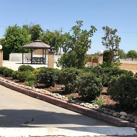Town & Country Motel Livingston Екстериор снимка