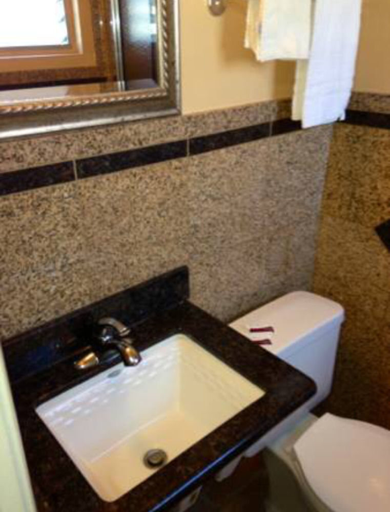 Town & Country Motel Livingston Екстериор снимка