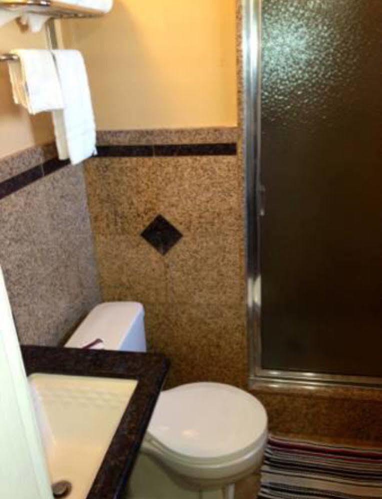 Town & Country Motel Livingston Екстериор снимка