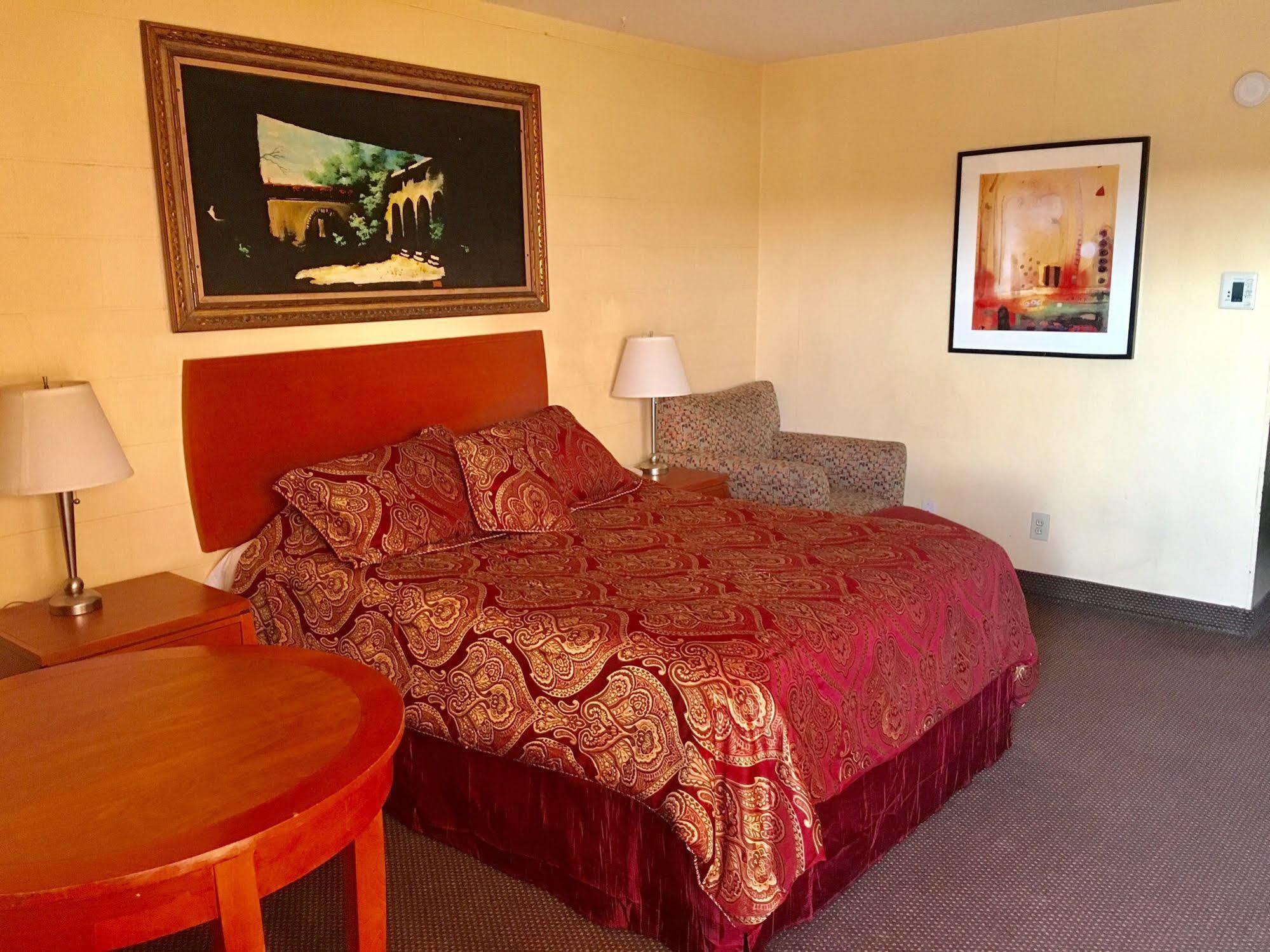 Town & Country Motel Livingston Екстериор снимка