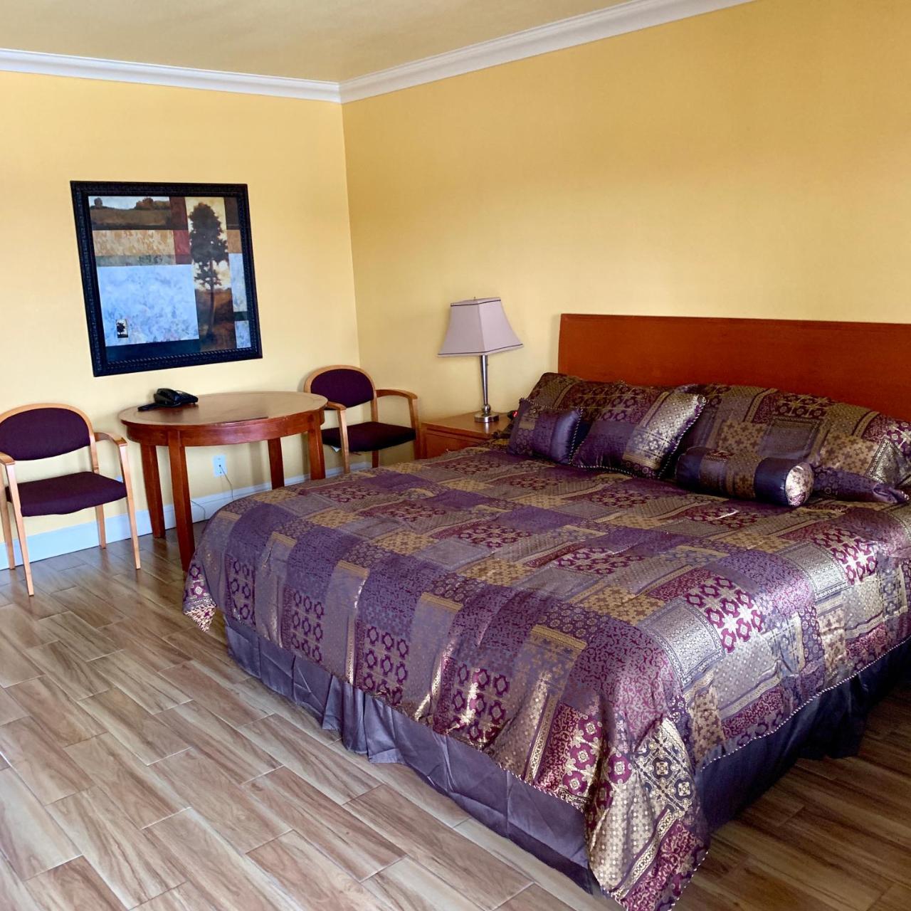 Town & Country Motel Livingston Екстериор снимка